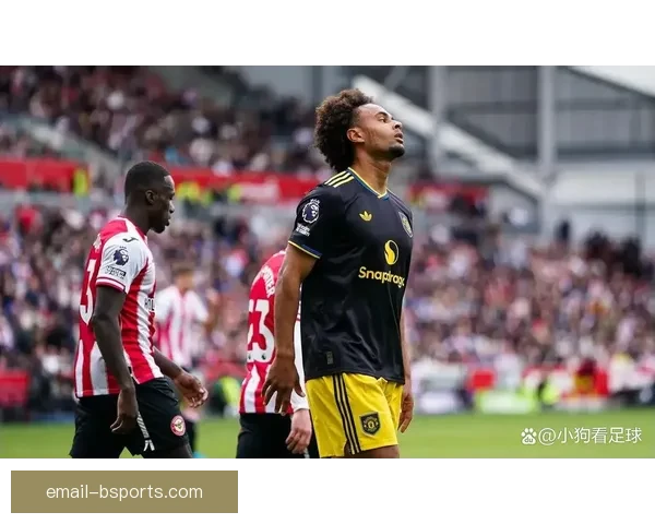 曼联正式宣布签约荷兰前锋齐尔克泽 强化锋线阵容提升进攻实力